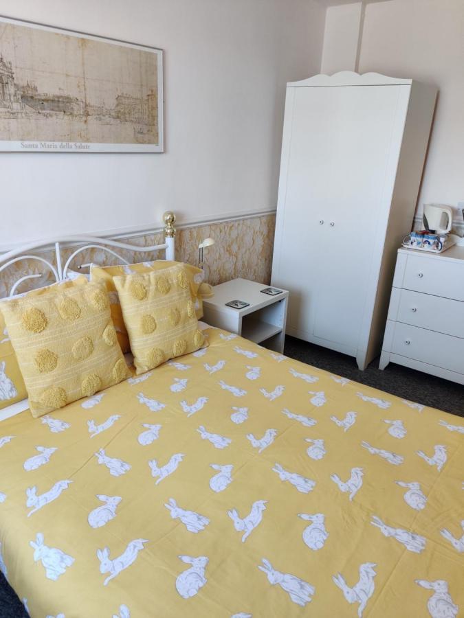 פלאמבורו Cameron Court B&B מראה חיצוני תמונה